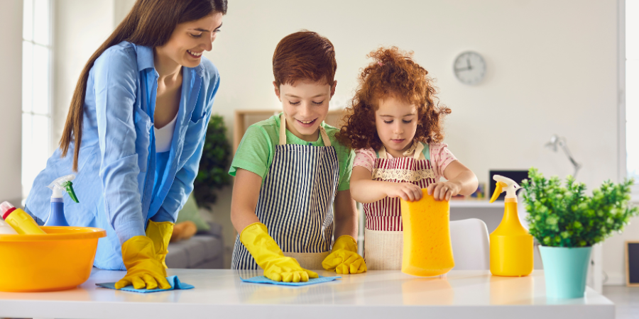 Haushalt organisieren als alleinerziehende Mutter: Tipps und Tricks für den Alltag